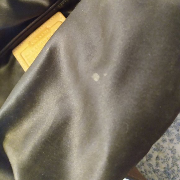 Coach Bleecker Signature Bucket - Picture 11 of 16